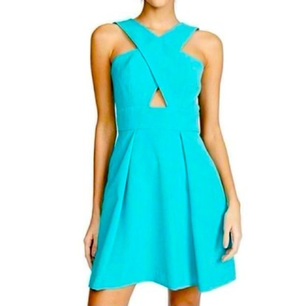 NWT Black Halo Landon Mini Dress Cross Front Cut Out Pleated Blue Sz 6